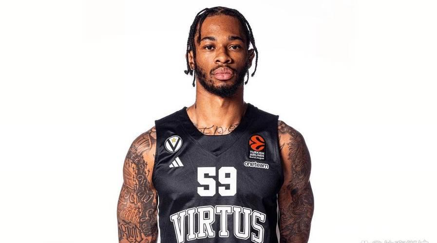 惊艳！雷琼-塔克半场出战5分钟，投篮5中3三分3中2得到12分